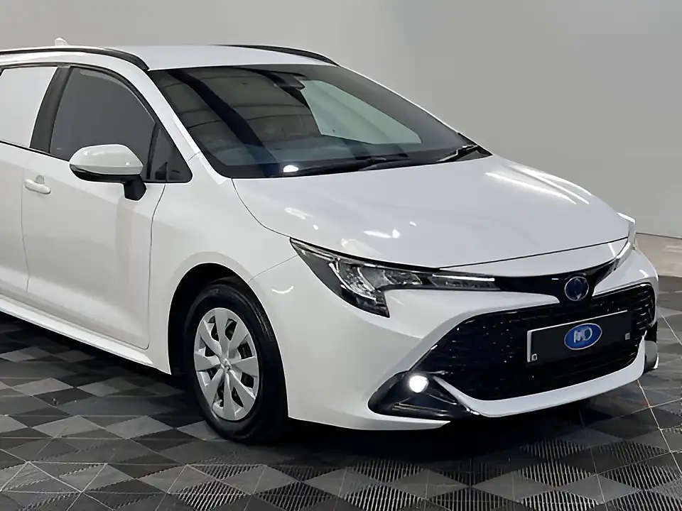 Used 2026 Toyota Corolla Active White - Interior and Exterior details 17
