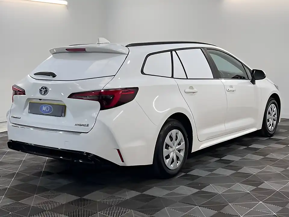 Used 2026 Toyota Corolla Active White - Interior and Exterior details 3