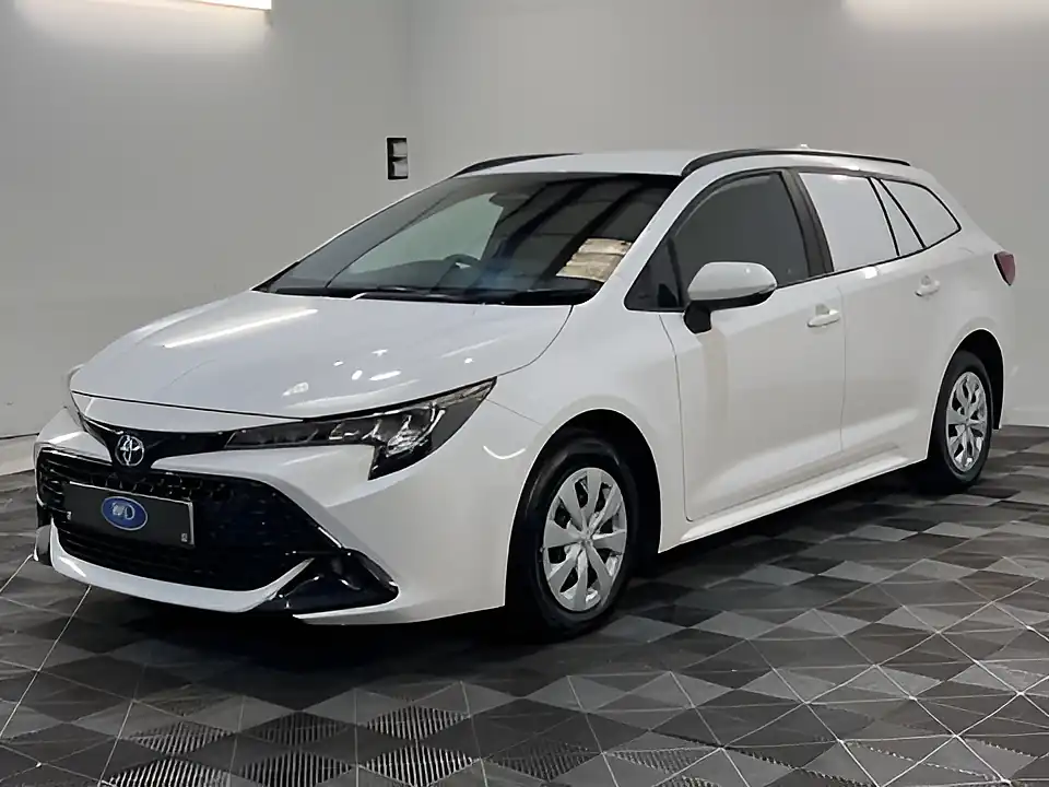Used 2026 Toyota Corolla Active White - Interior and Exterior details 8