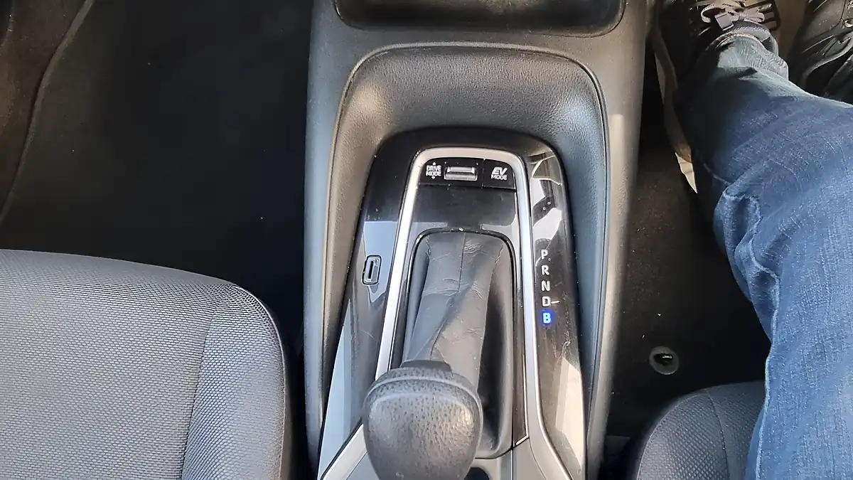 Used 2026 Toyota Corolla Design Blue - Interior and Exterior details 14