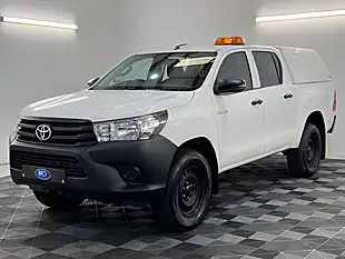 Used 2026 Toyota Hilux Hi-Luxury Active White - Interior and Exterior details 8