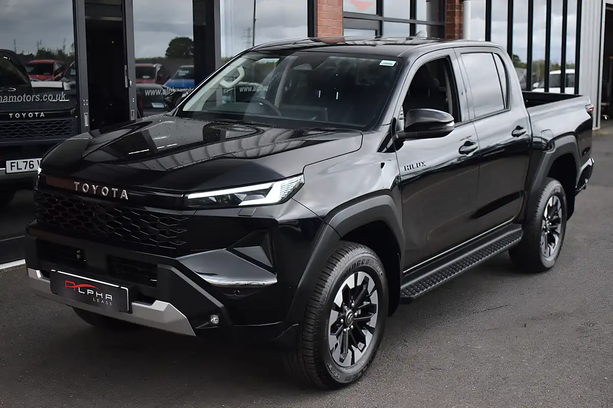 Used 2026 Toyota Hilux Invincible Galaxy Black - Interior and Exterior details 10