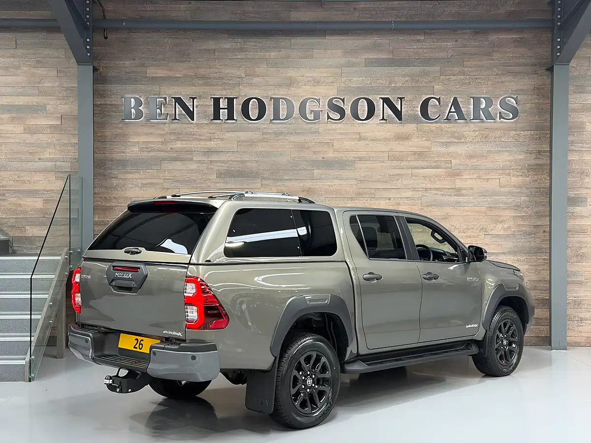 Used 2026 Toyota Hilux Invincible X Titan Bronze Metallic - Interior and Exterior details 3