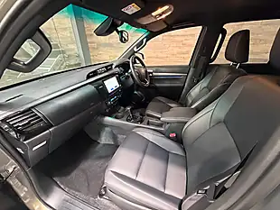 Used 2026 Toyota Hilux Invincible X Titan Bronze Metallic - Interior and Exterior details 7
