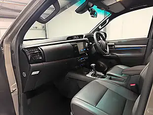 Used 2026 Toyota Hilux Invincible X Titan Bronze Metallic - Interior and Exterior details 12