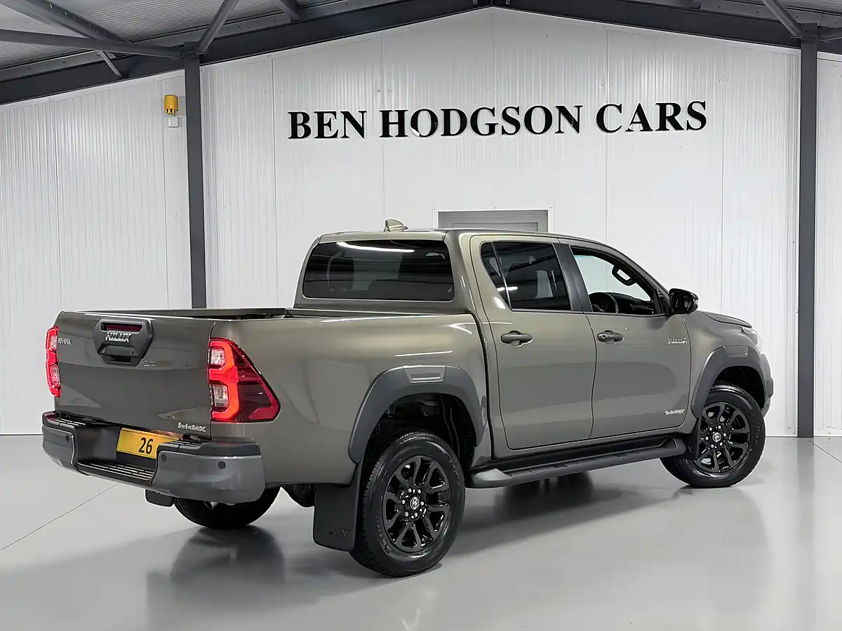 Used 2026 Toyota Hilux Invincible X Titan Bronze Metallic - Interior and Exterior details 7