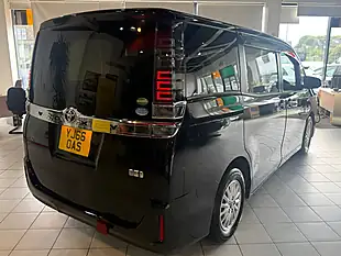 Used 2026 Toyota Noah Black - Interior and Exterior details 11