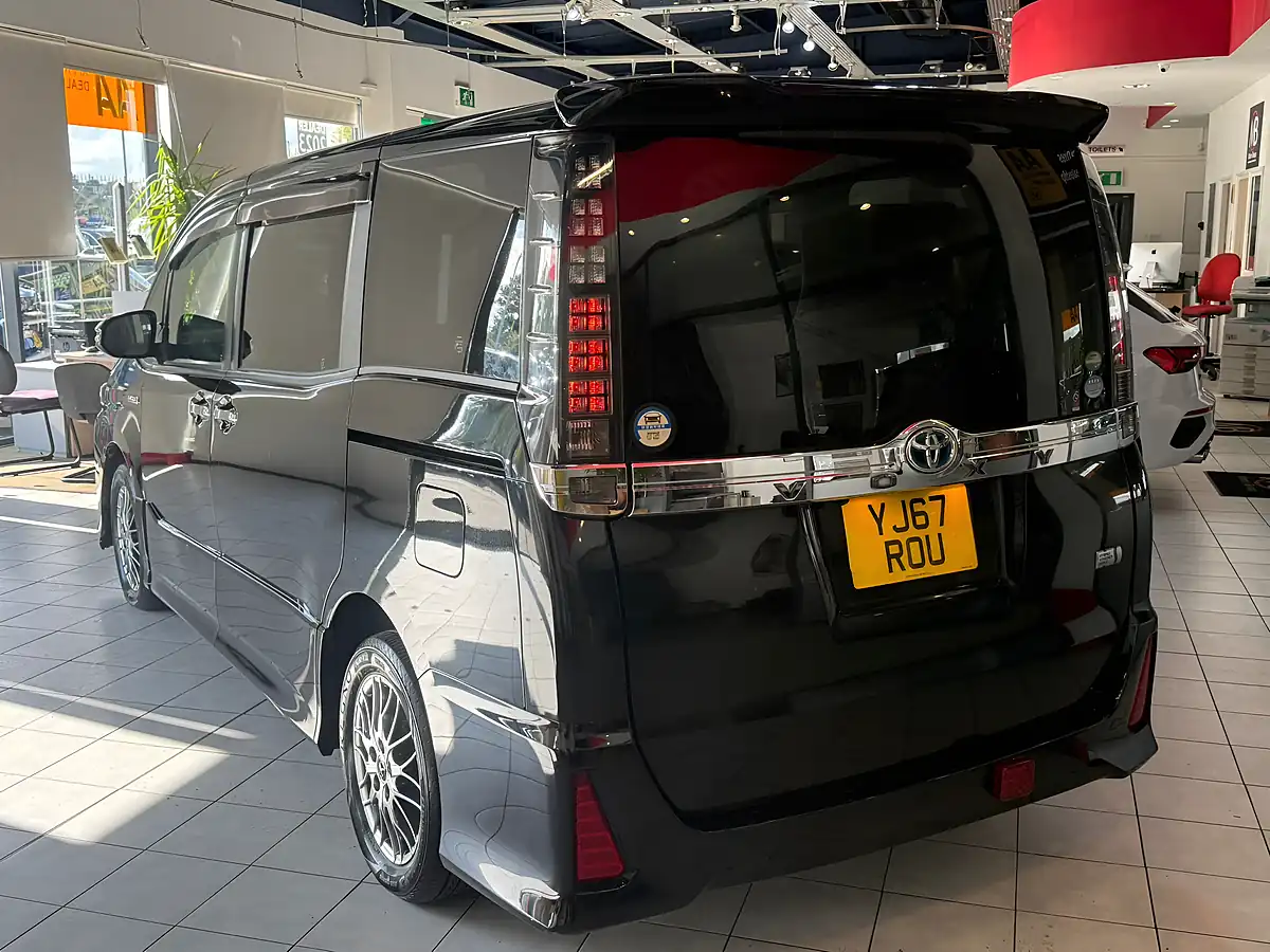 Used 2026 Toyota Noah Black - Interior and Exterior details 7