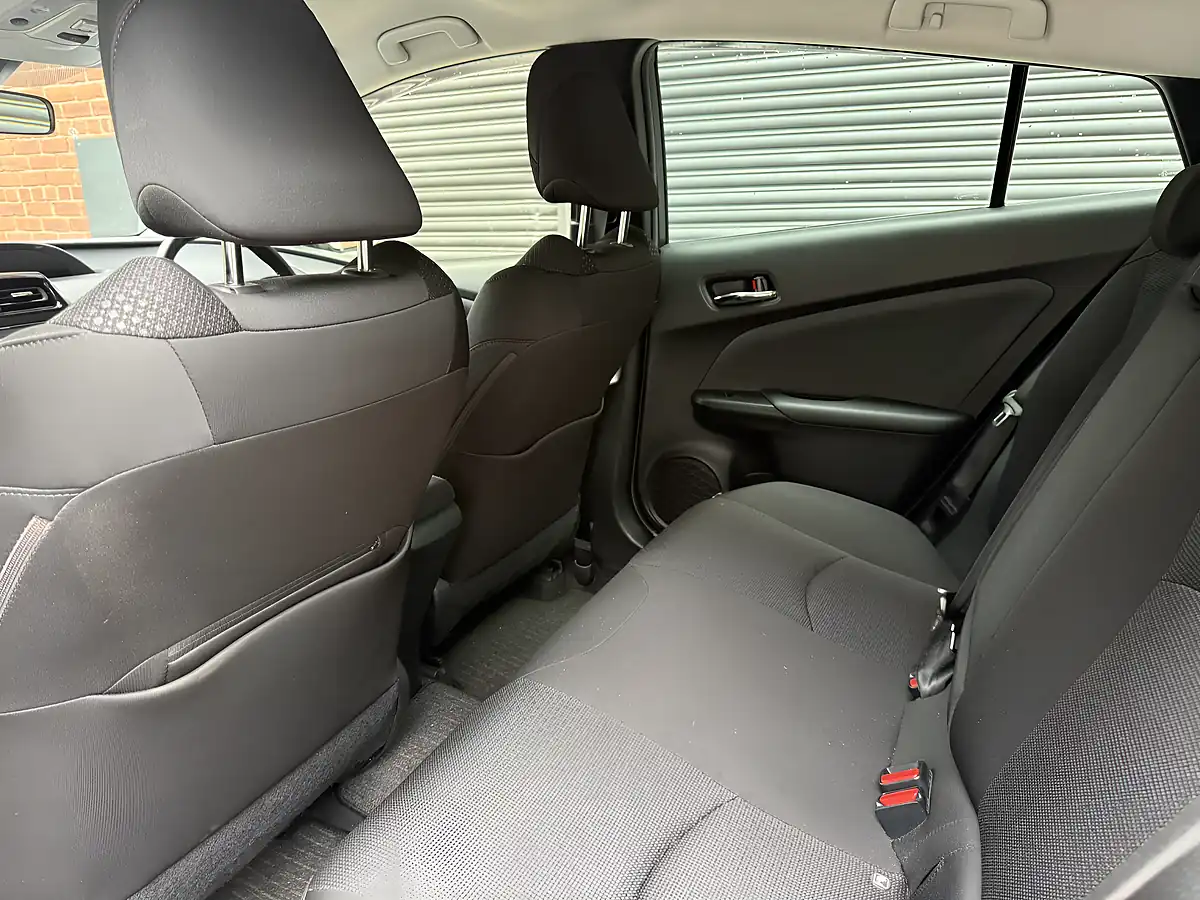 Used 2026 Toyota Prius Saloon Silver - Interior and Exterior details 10