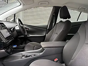 Used 2026 Toyota Prius Saloon Silver - Interior and Exterior details 12