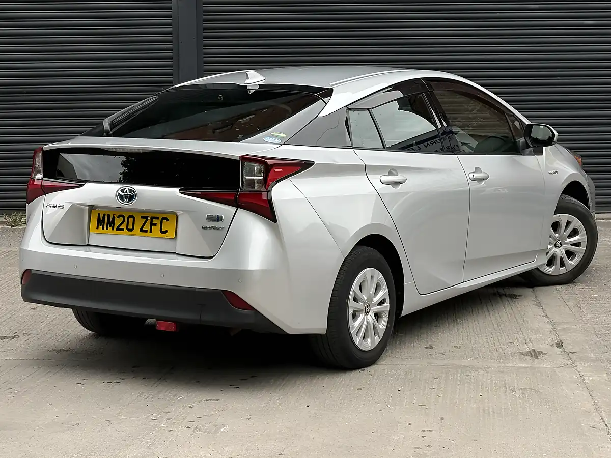 Used 2026 Toyota Prius Saloon Silver - Interior and Exterior details 6