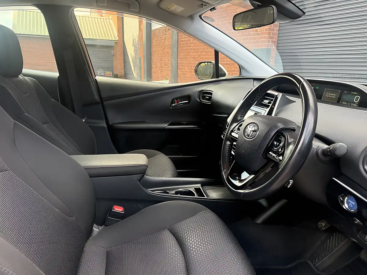 Used 2026 Toyota Prius Saloon White - Interior and Exterior details 12