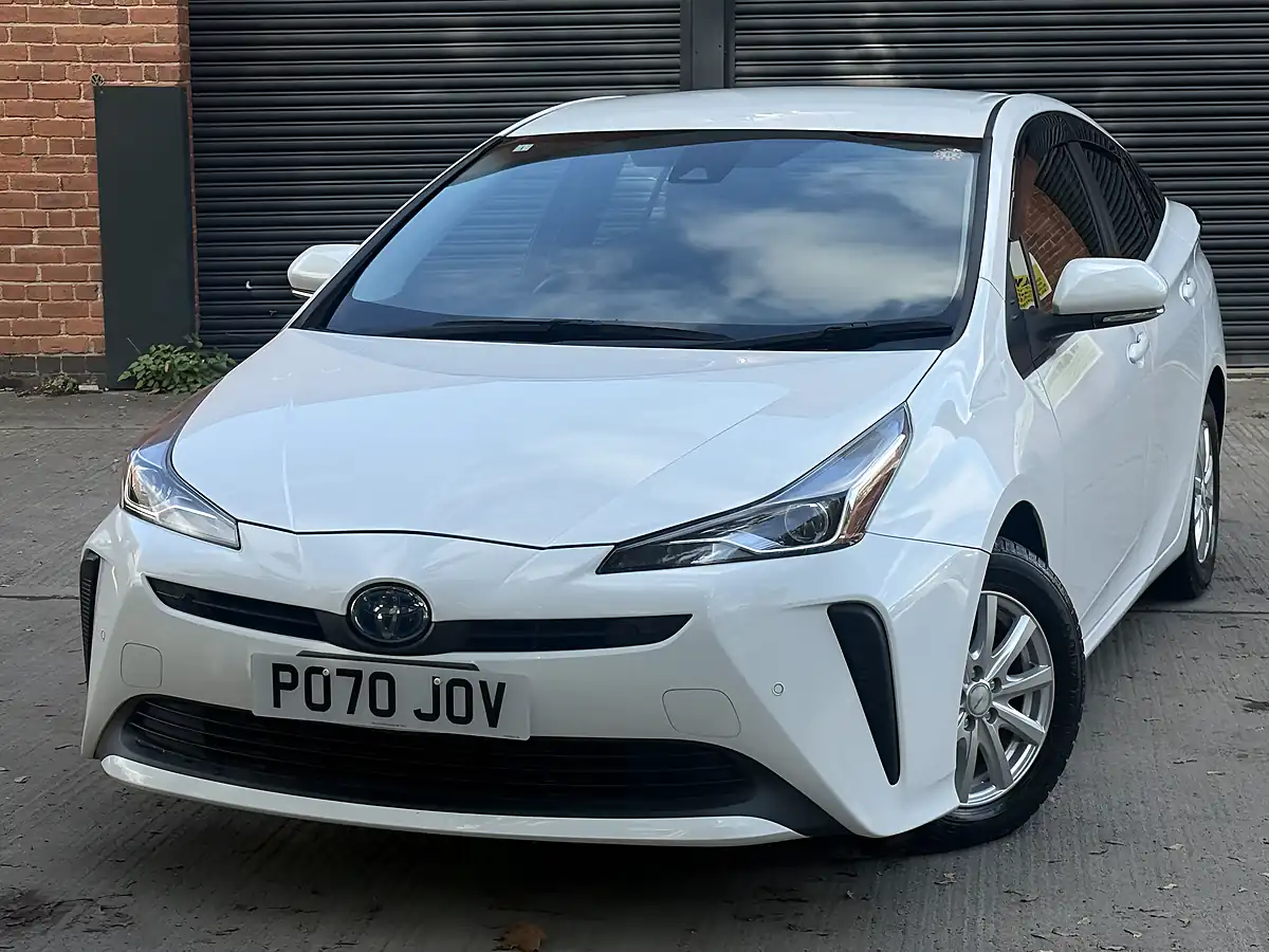Used 2026 Toyota Prius Saloon White - Interior and Exterior details 3