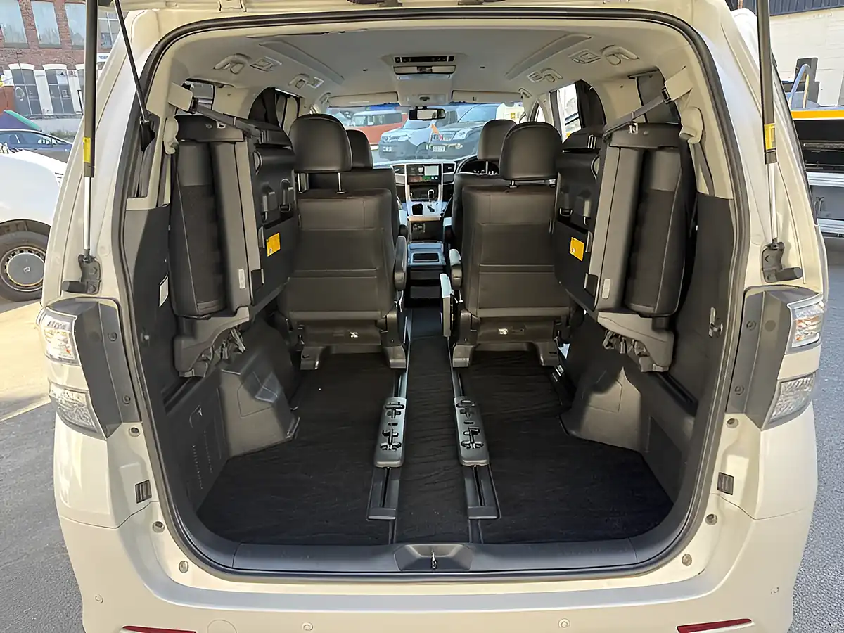 Used 2026 Toyota Vellfire GGH25 Golden Eyes 2 Pearl White - Interior and Exterior details 12