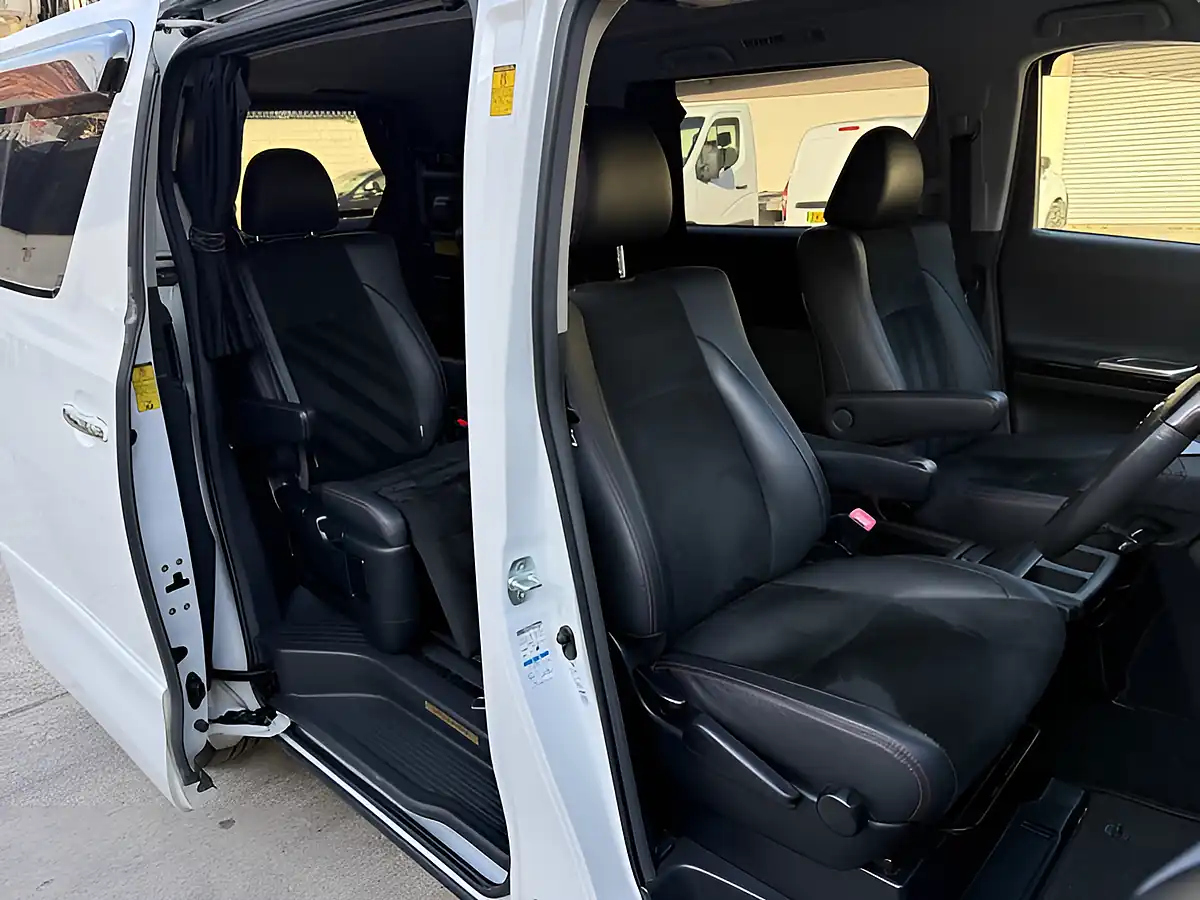 Used 2026 Toyota Vellfire GGH25 Golden Eyes 2 Pearl White - Interior and Exterior details 16