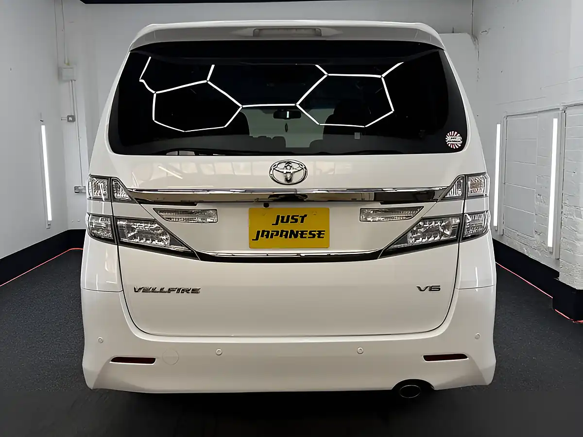 Used 2026 Toyota Vellfire GGH25 Golden Eyes 2 Pearl White - Interior and Exterior details 7