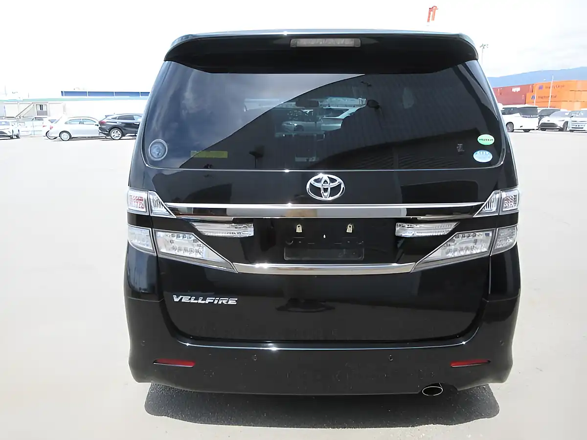 Used 2026 Toyota Vellfire Z Golden Eyes Black - Interior and Exterior details 8