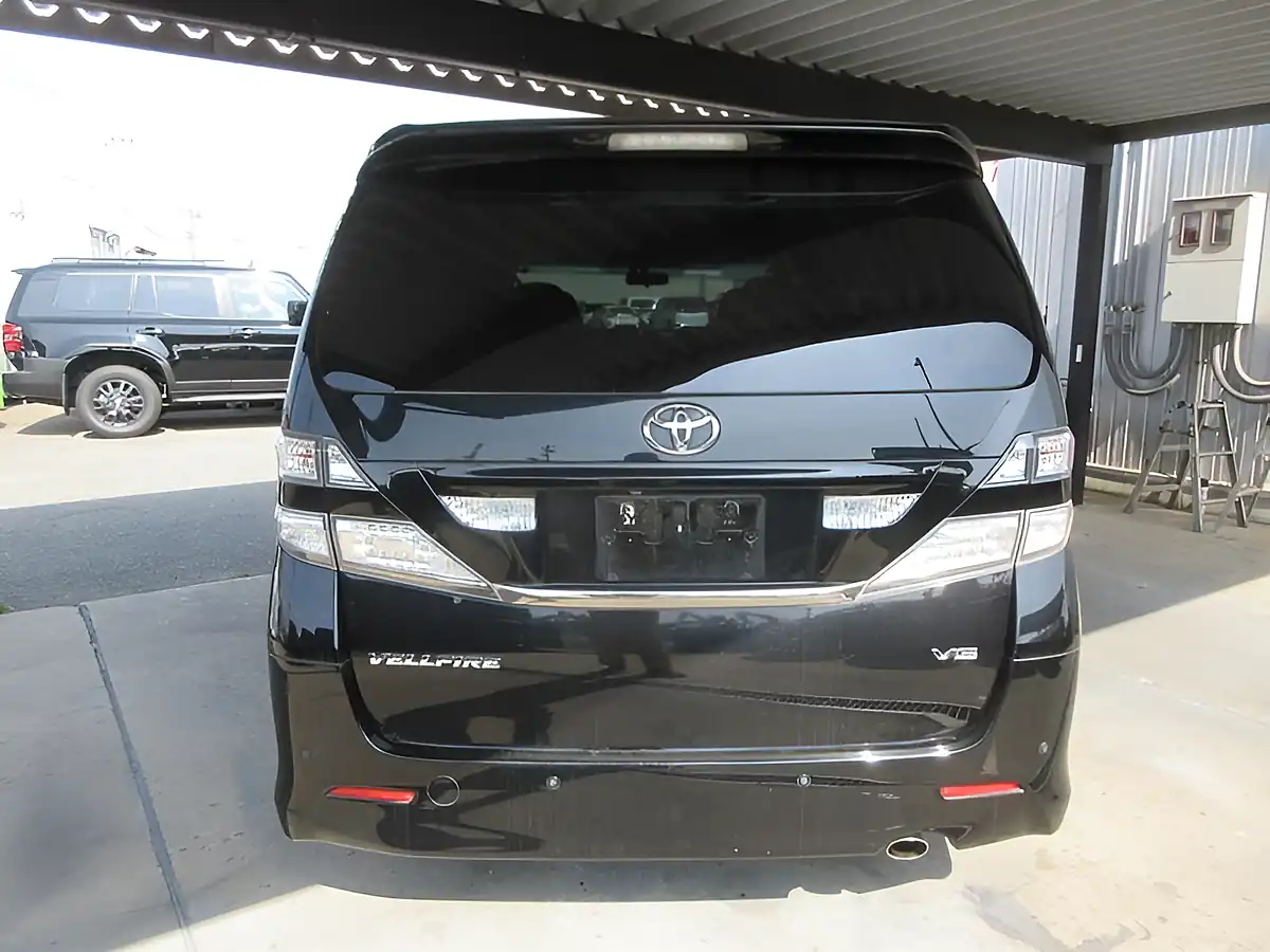 Used 2026 Toyota Vellfire Z Platinum Selection Black - Interior and Exterior details 6