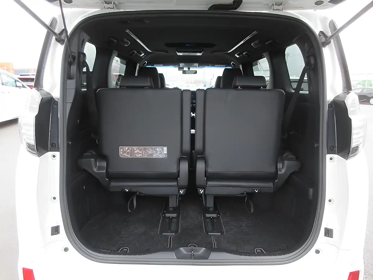 Used 2026 Toyota Vellfire Za Edition Golden Eyes Pearl White - Interior and Exterior details 10
