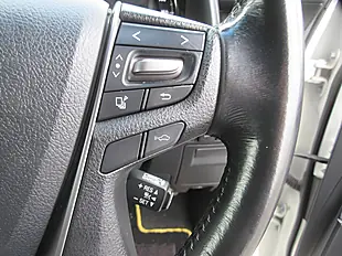 Used 2026 Toyota Vellfire Za Edition Golden Eyes Pearl White - Interior and Exterior details 14