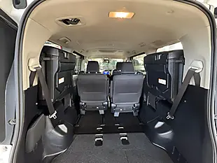Used 2026 Toyota Voxy White - Interior and Exterior details 19