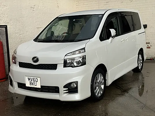 2010 Toyota Voxy 2.0 ZS Noah