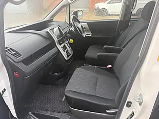 Used 2026 Toyota Voxy Zs Noah White - Interior and Exterior details 14