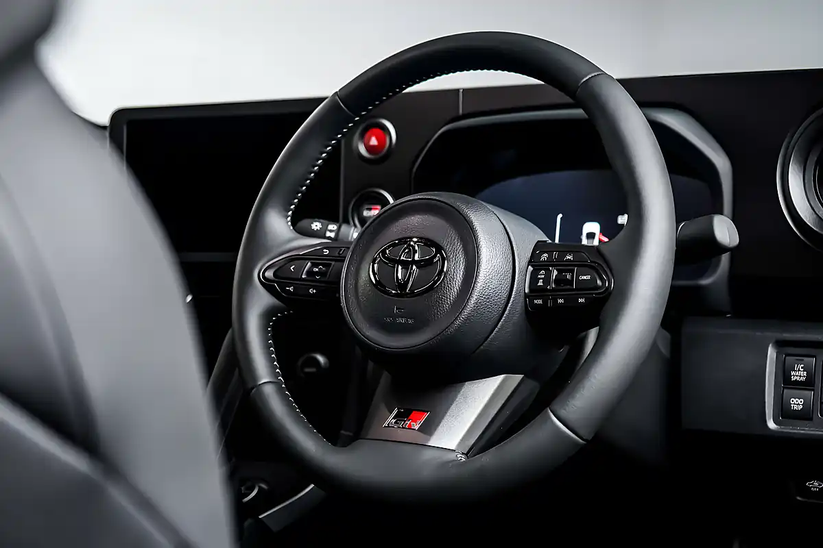 Used 2026 Toyota Yaris Gr Aero Performance Precious Metal - Interior and Exterior details 17
