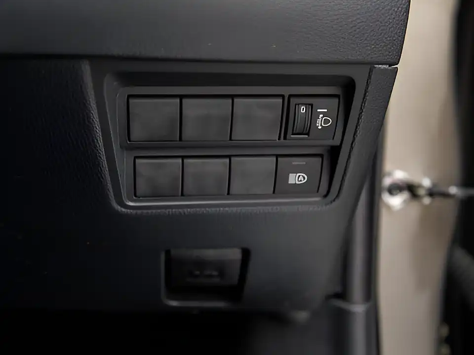 Used 2026 Toyota Yaris Icon Bronze - Interior and Exterior details 11