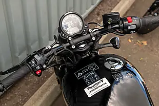 Used 2026 Triumph Bonneville Bobber Ex-Demo Jet Black - Interior and Exterior details 14