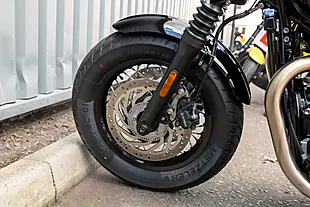 Used 2026 Triumph Bonneville Bobber Ex-Demo Jet Black - Interior and Exterior details 7