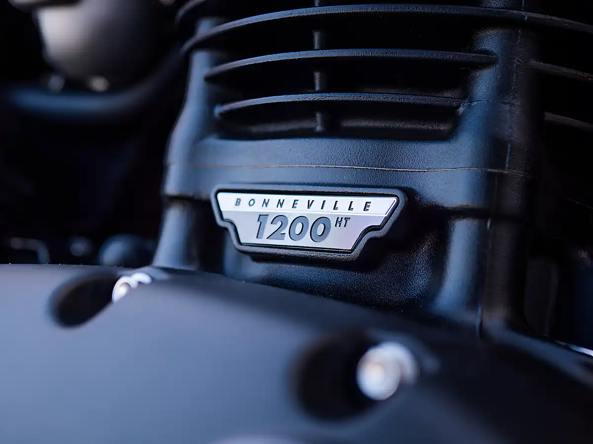 Used 2026 Triumph Bonneville Bobber Satin Mineral Grey - Interior and Exterior details 11