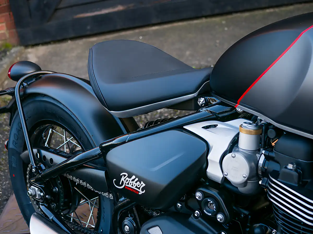 Used 2026 Triumph Bonneville Bobber Satin Mineral Grey - Interior and Exterior details 14