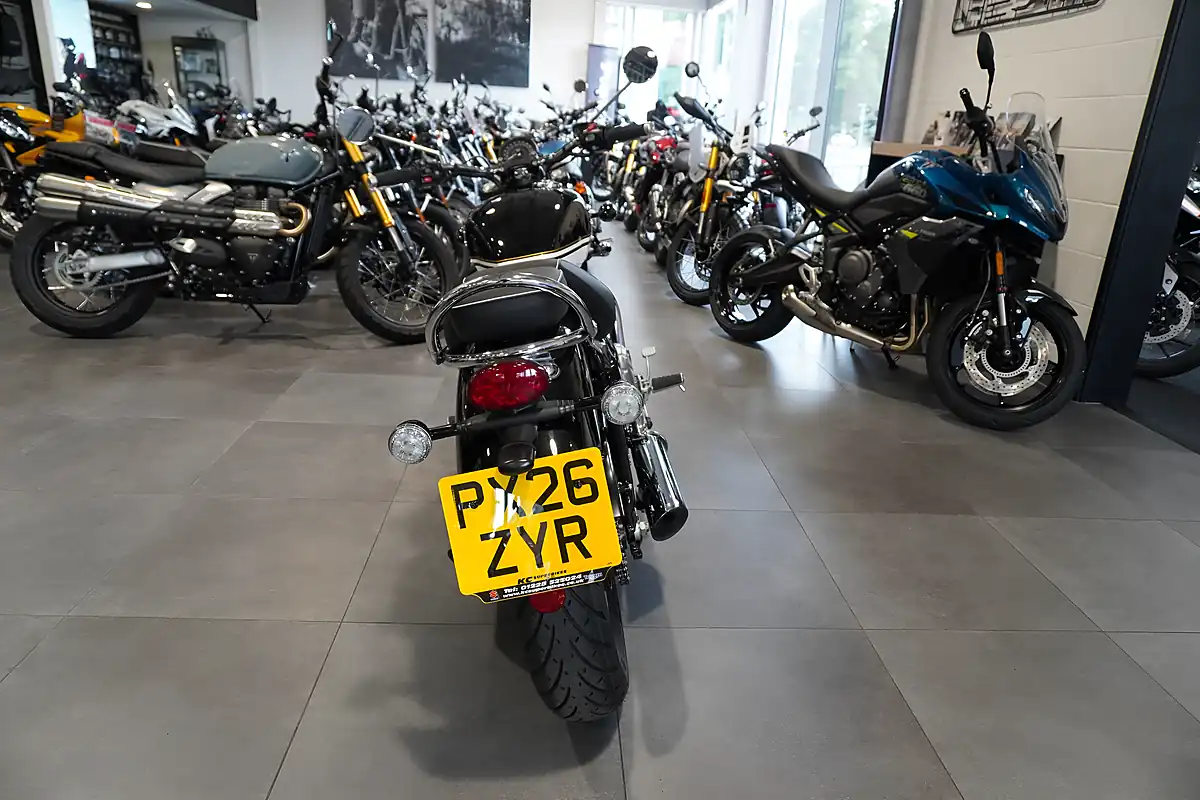 Used 2026 Triumph Bonneville Speedmaster Black/ White - Interior and Exterior details 4