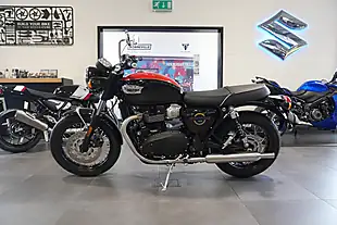 Used 2026 Triumph Bonneville T100 Jet Black / Diablo Red - Interior and Exterior details 2