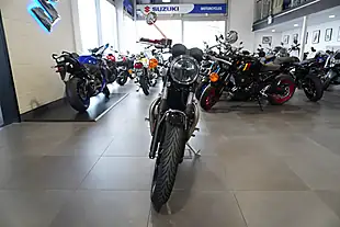 Used 2026 Triumph Bonneville T100 Jet Black / Diablo Red - Interior and Exterior details 3