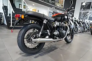 Used 2026 Triumph Bonneville T100 Jet Black / Diablo Red - Interior and Exterior details 5