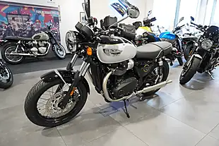 Used 2026 Triumph Bonneville T100 Snowdonia White/ Black - Interior and Exterior details 5