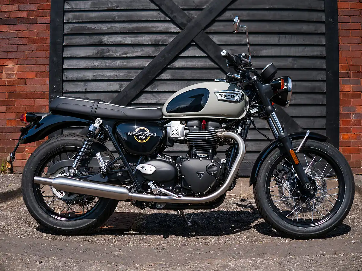 Used 2026 Triumph Bonneville T100 Stone Grey - Interior and Exterior details 14