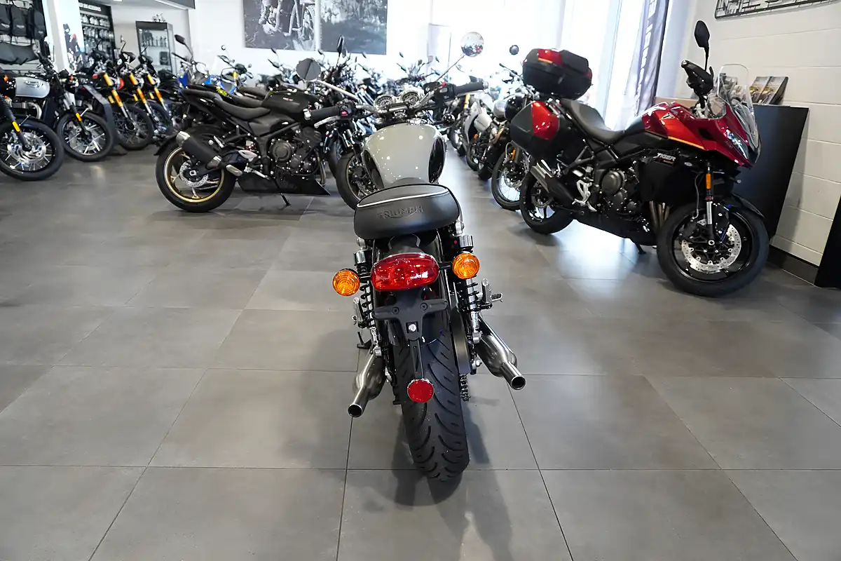 Used 2026 Triumph Bonneville T100 Stone Grey - Interior and Exterior details 4