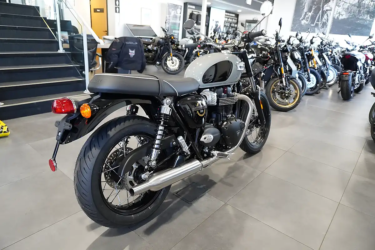 Used 2026 Triumph Bonneville T100 Stone Grey - Interior and Exterior details 5