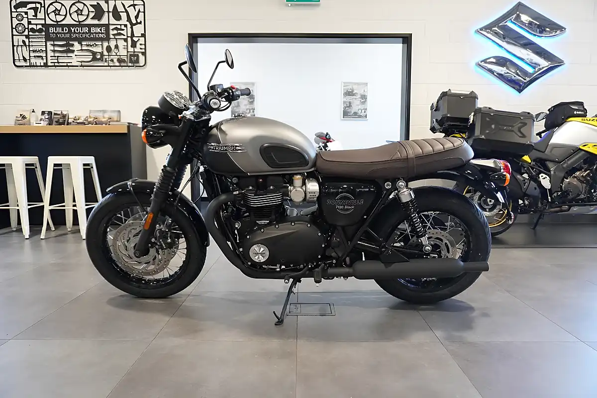 Used 2026 Triumph Bonneville T120 Black Black/Grey - Interior and Exterior details 2