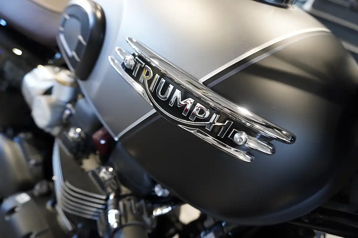 Used 2026 Triumph Bonneville T120 Black Black/Grey - Interior and Exterior details 9