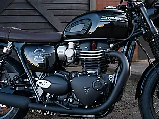 Used 2026 Triumph Bonneville T120 Black Jet Black - Interior and Exterior details 7