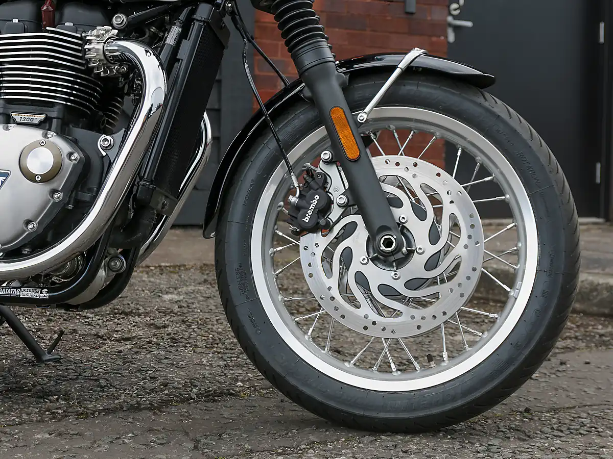 Used 2026 Triumph Bonneville T120 Stone Grey - Interior and Exterior details 10