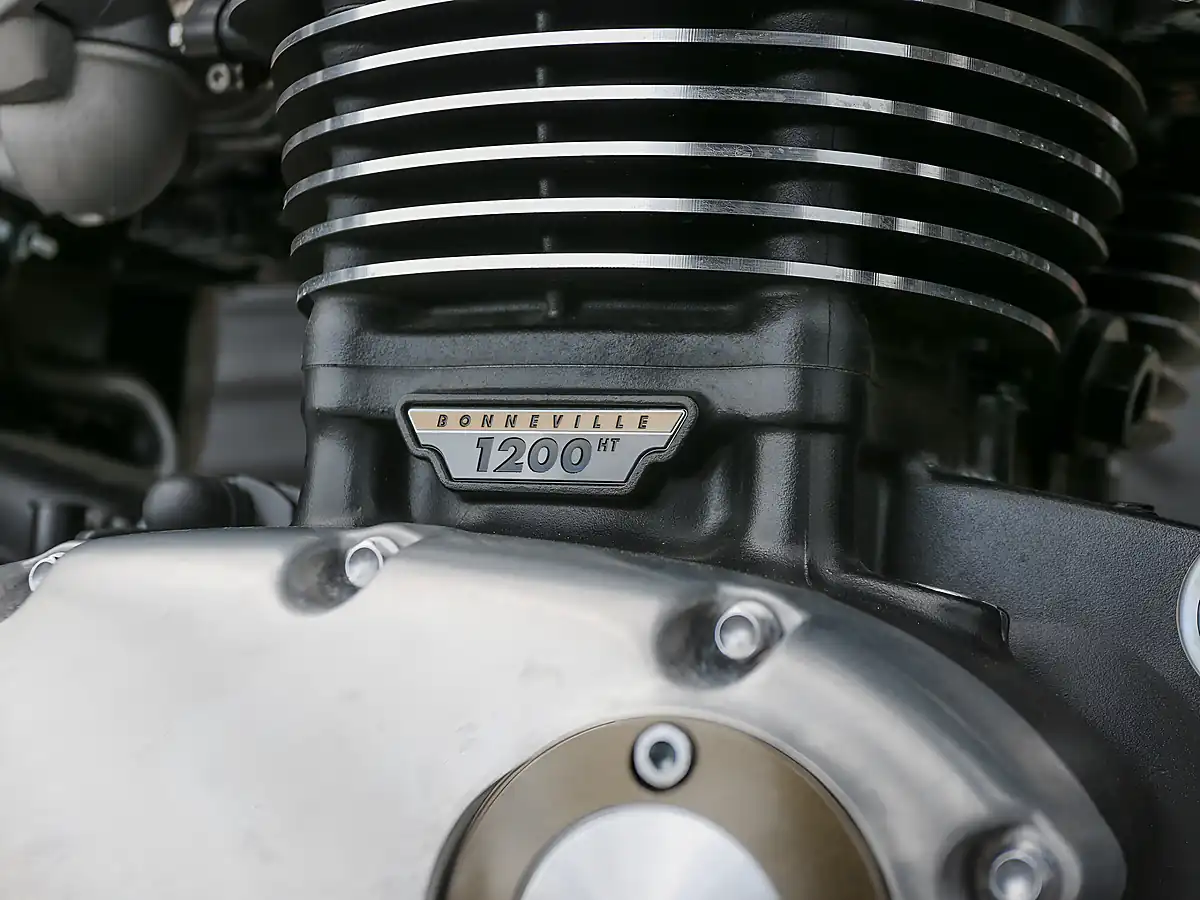 Used 2026 Triumph Bonneville T120 Stone Grey - Interior and Exterior details 12