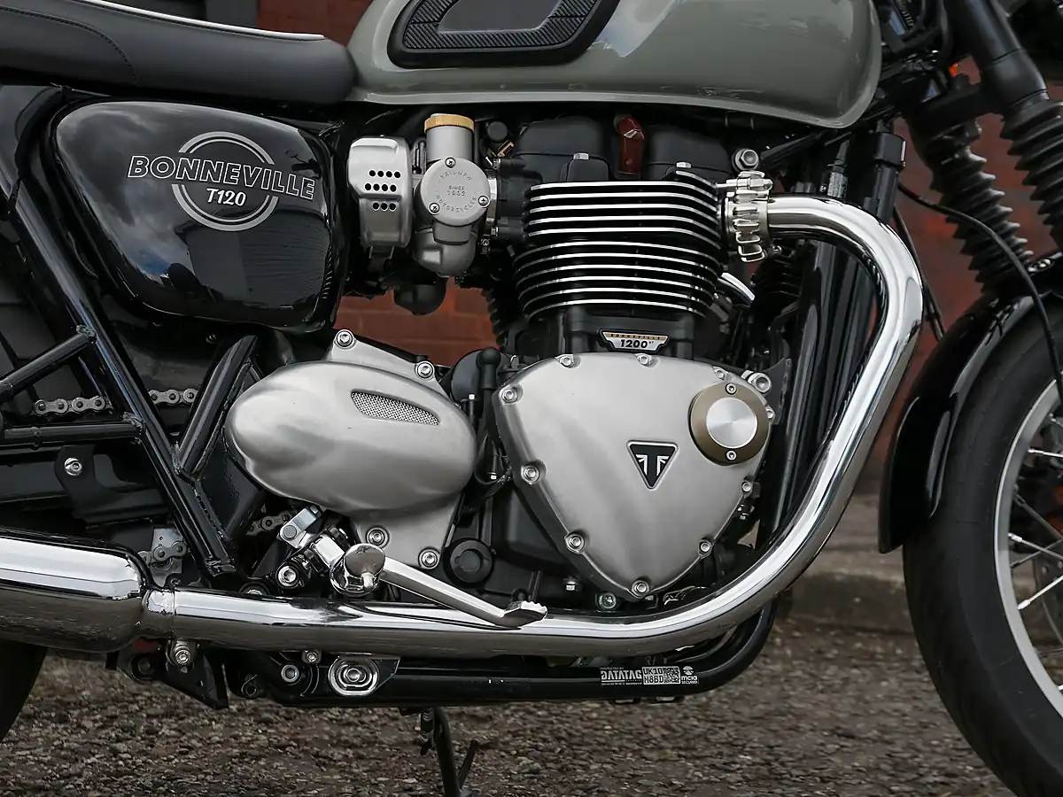 Used 2026 Triumph Bonneville T120 Stone Grey - Interior and Exterior details 14