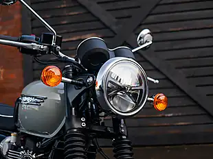 Used 2026 Triumph Bonneville T120 Stone Grey - Interior and Exterior details 5