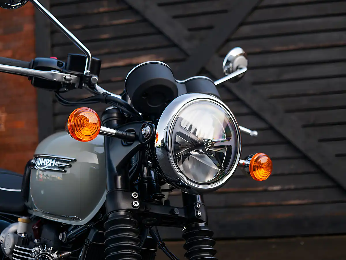 Used 2026 Triumph Bonneville T120 Stone Grey - Interior and Exterior details 5
