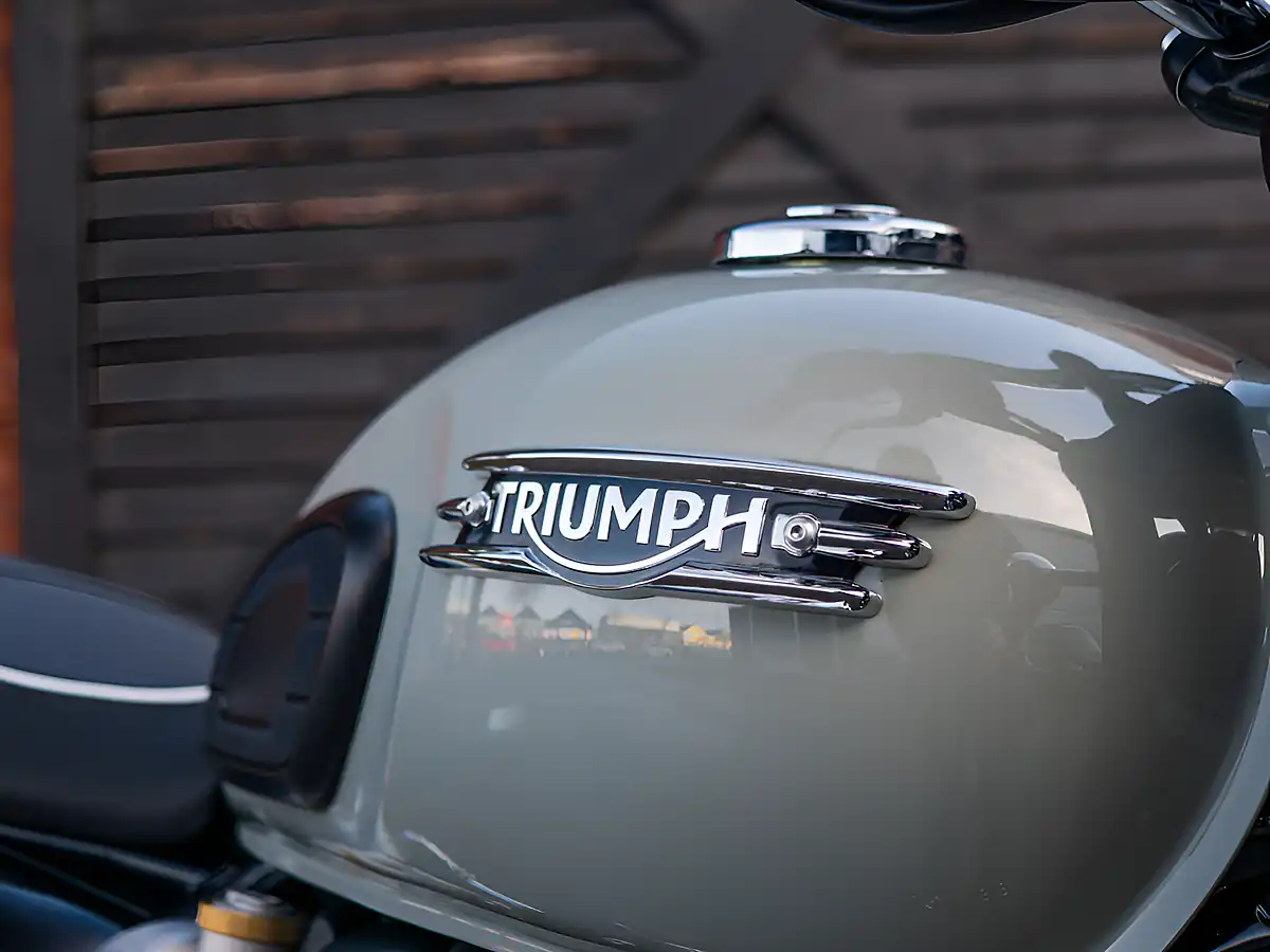 Used 2026 Triumph Bonneville T120 Stone Grey - Interior and Exterior details 9